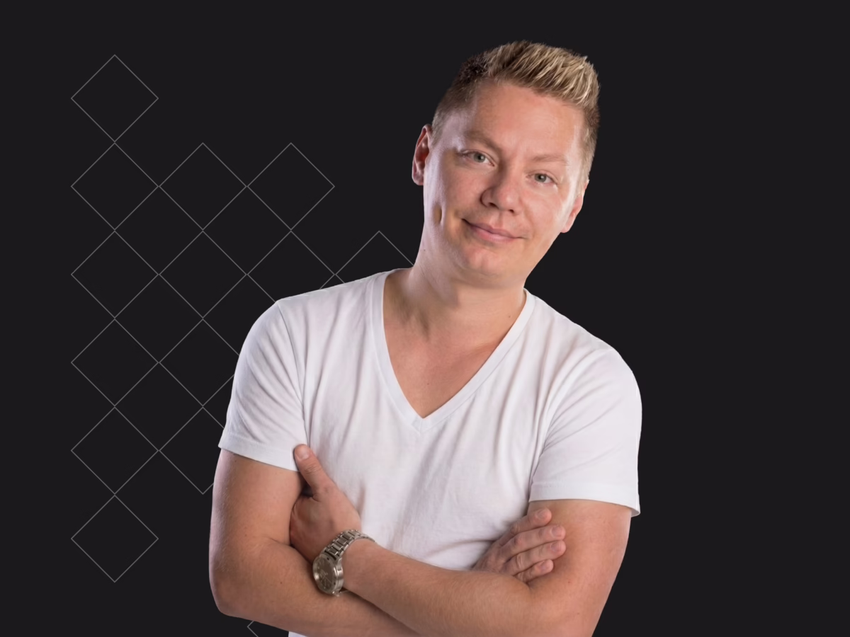 Mike Tomas Profile